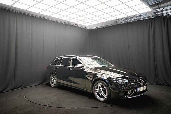 Mercedes-Benz E300 4 of 22