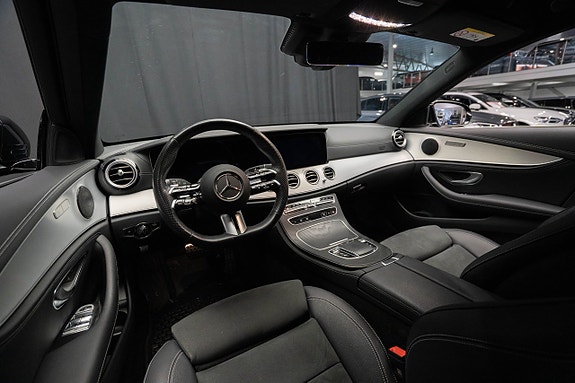 Mercedes-Benz E300 10 of 22