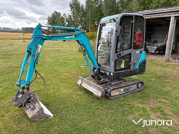 Minigrävmaskin Airman AX18-3