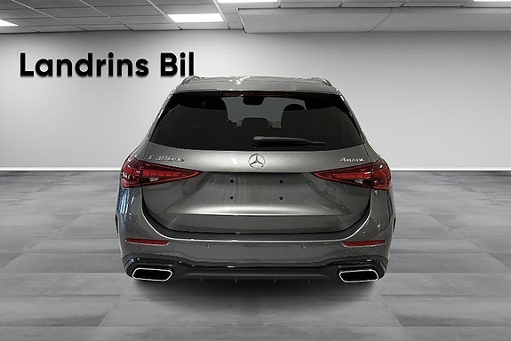 Mercedes-Benz C300 de 5 of 14