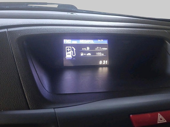 Honda CR-V 13 of 16