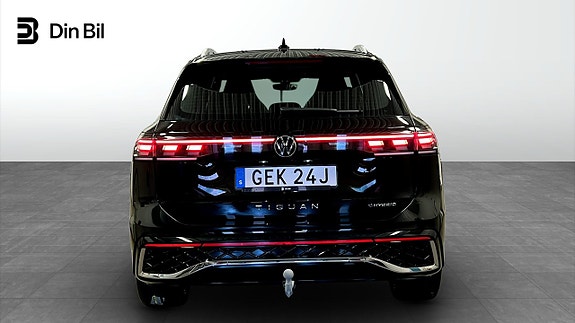Volkswagen Tiguan 5 of 26