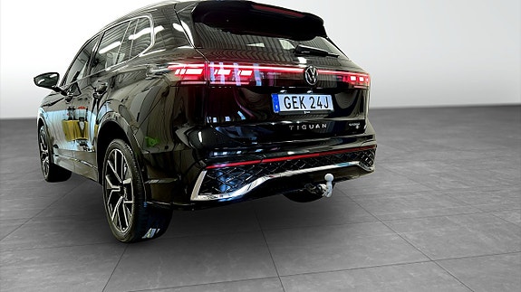 Volkswagen Tiguan 14 of 26