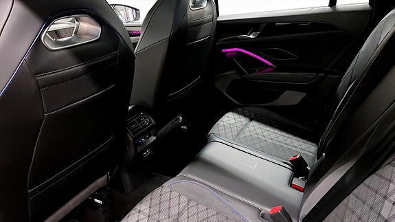 Volkswagen Tiguan 12 of 26