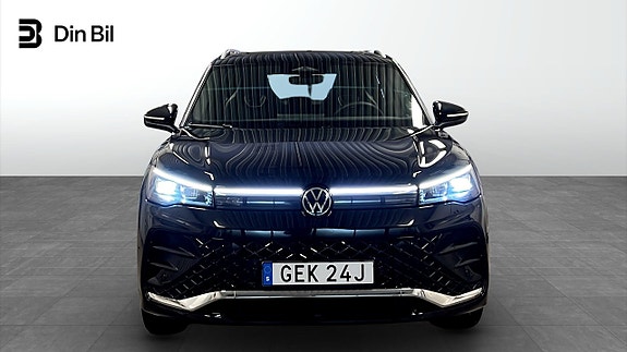 Volkswagen Tiguan 4 of 26