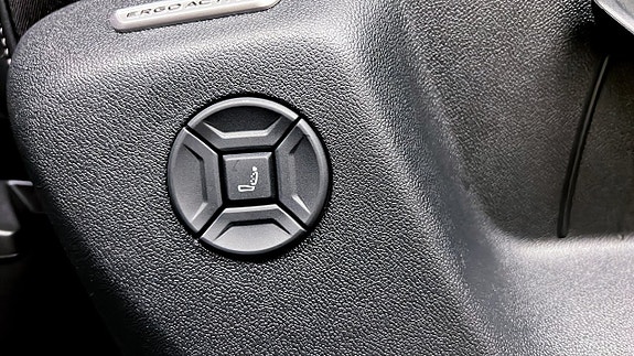 Volkswagen Tiguan 17 of 26