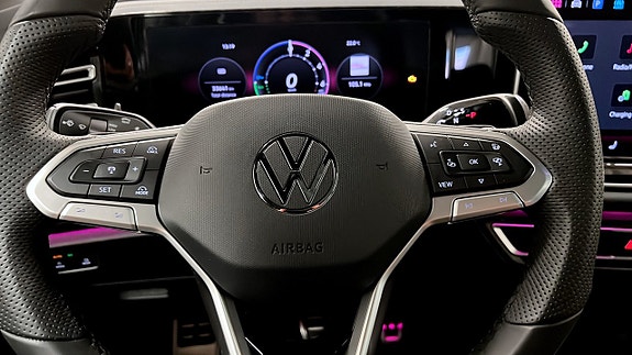 Volkswagen Tiguan 21 of 26