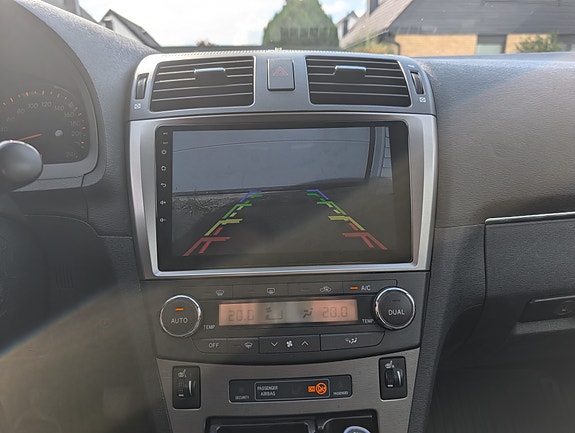 Toyota Avensis 6 of 7