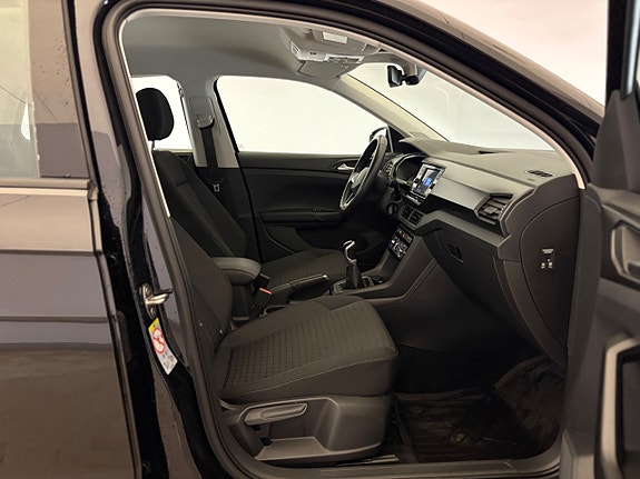 Volkswagen T-Cross 8 of 15