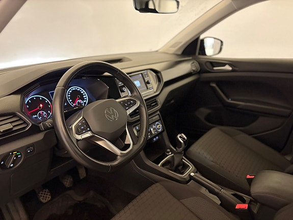 Volkswagen T-Cross 11 of 15