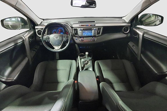 Toyota RAV4 14 of 22