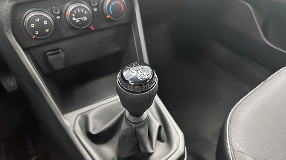 Dacia Sandero 17 of 20