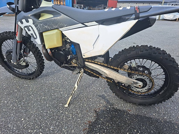 Husqvarna Te 300 Pro 2 of 3