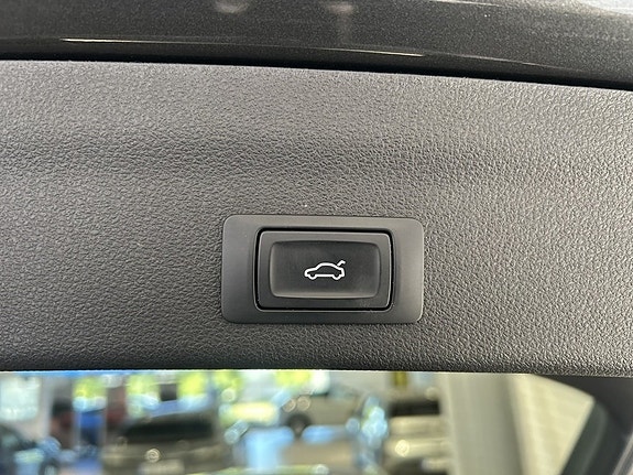 Audi A6 9 of 22