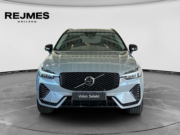 Volvo XC60 9 of 16