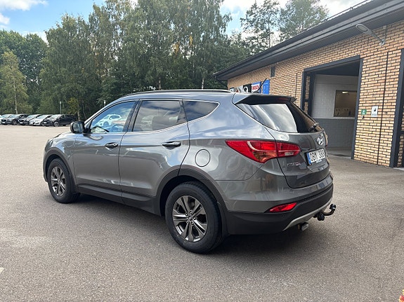 Hyundai Santa Fe 3 of 21