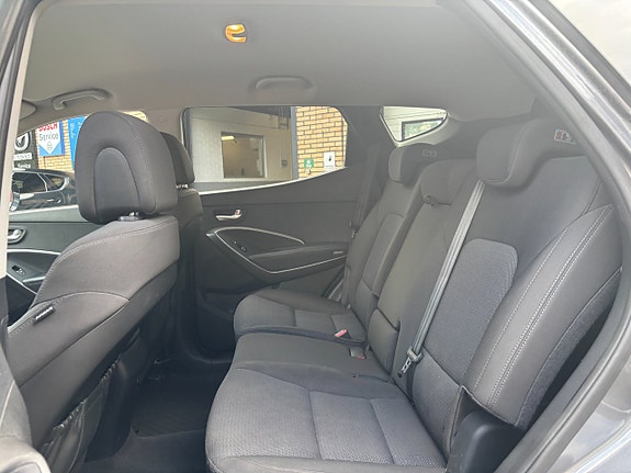 Hyundai Santa Fe 13 of 21