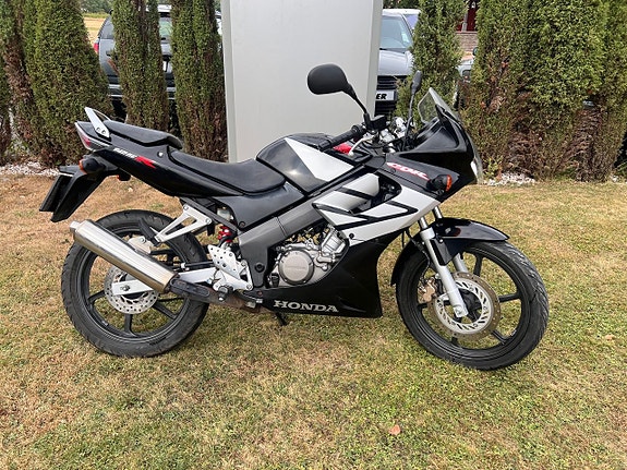 Honda CBR125R Låga mil