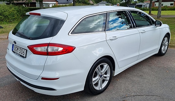 Ford Mondeo 24 of 25