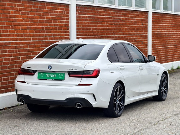 BMW 330e 6 of 19