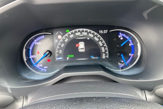 Toyota RAV4 16 of 21