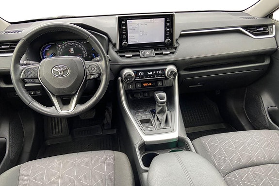 Toyota RAV4 10 of 21