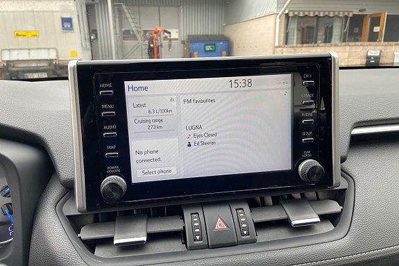 Toyota RAV4 15 of 21