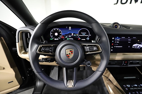 Porsche Cayenne 15 of 25