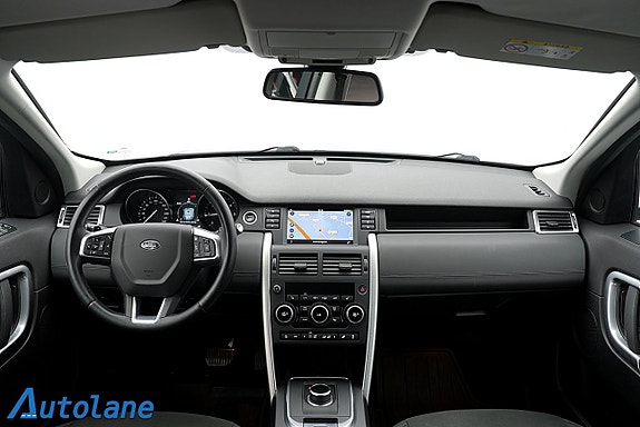 Land Rover Discovery Sport 19 of 30