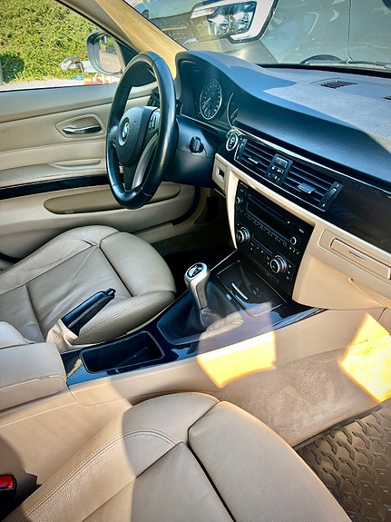 BMW 320d 5 of 7