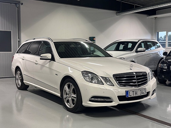 Mercedes-Benz E250 2 of 9