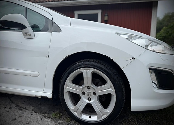 Peugeot 308 6 of 7