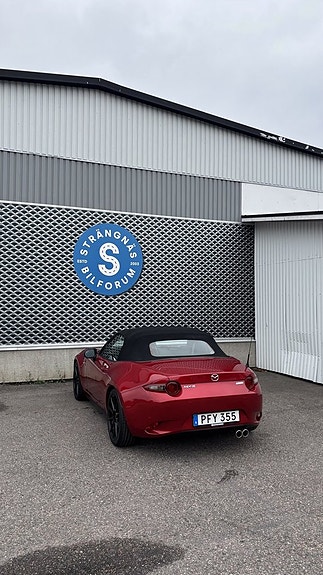 Mazda MX-5 10 of 25