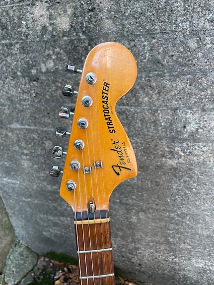 Fender Stratocaster 79:a