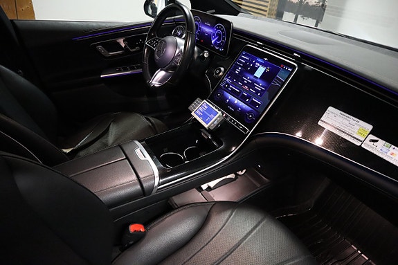 Mercedes-Benz EQE300 16 of 22