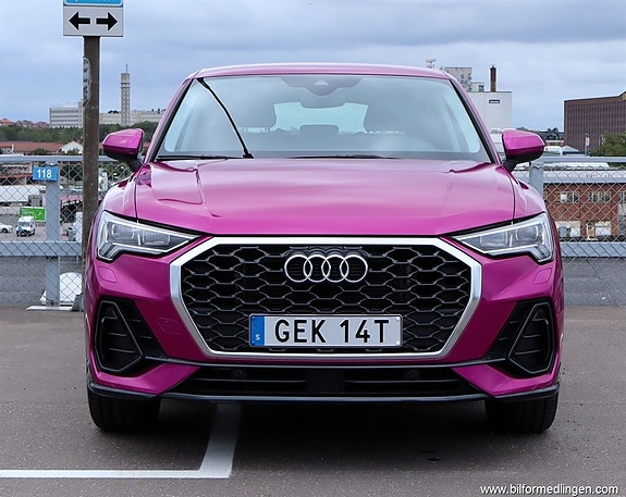 Audi Q3 20 of 22