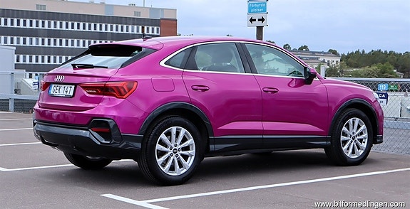 Audi Q3 3 of 22