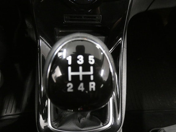 Ford Fiesta 11 of 16