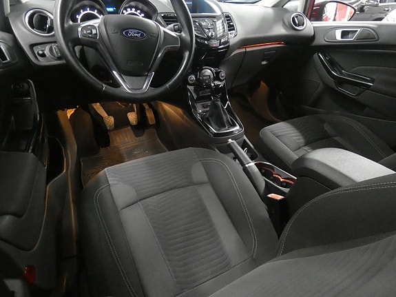 Ford Fiesta 7 of 16