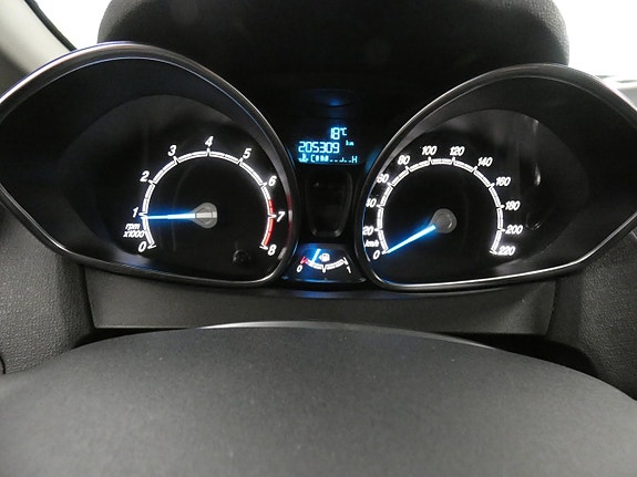 Ford Fiesta 8 of 16