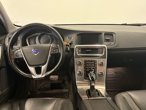 Volvo V60 Cross Country 12 of 20