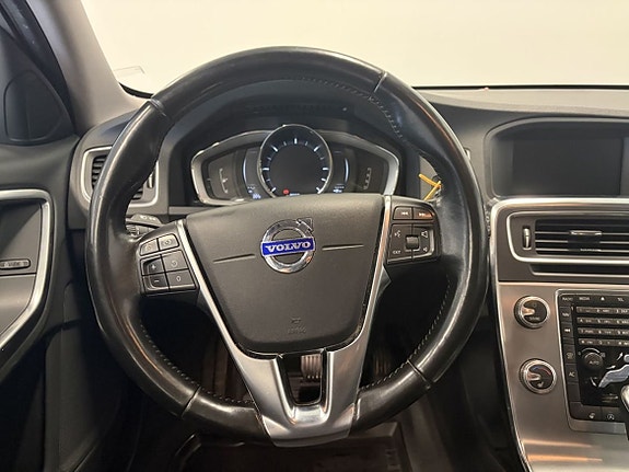 Volvo V60 Cross Country 13 of 20