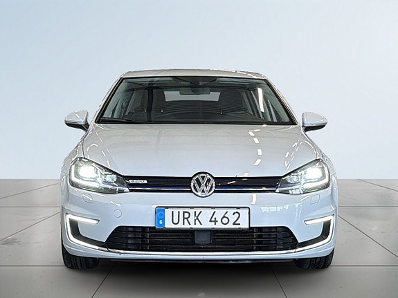 Volkswagen e-Golf VII 2 of 20
