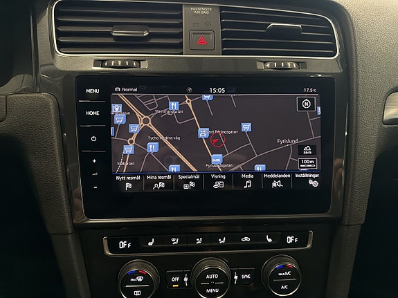 Volkswagen e-Golf VII 15 of 20