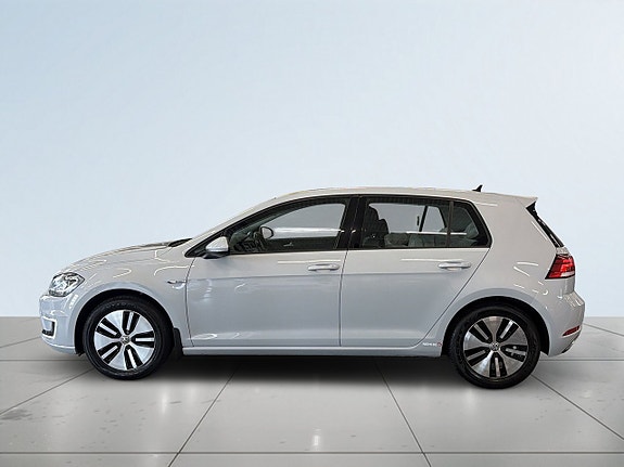 Volkswagen e-Golf VII 4 of 20