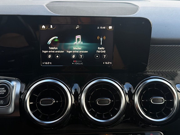 Mercedes-Benz GLB200 d 13 of 15