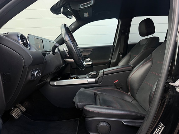 Mercedes-Benz GLB200 d 15 of 15