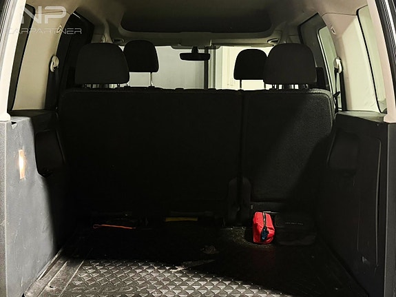 Volkswagen Caddy 16 of 16