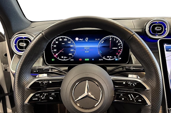 Mercedes-Benz GLC300 de 11 of 23