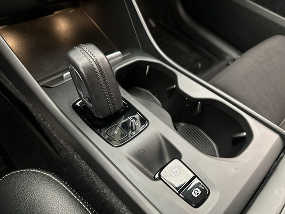 Volvo XC40 26 of 30